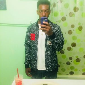 Meet your Posher, Marquise